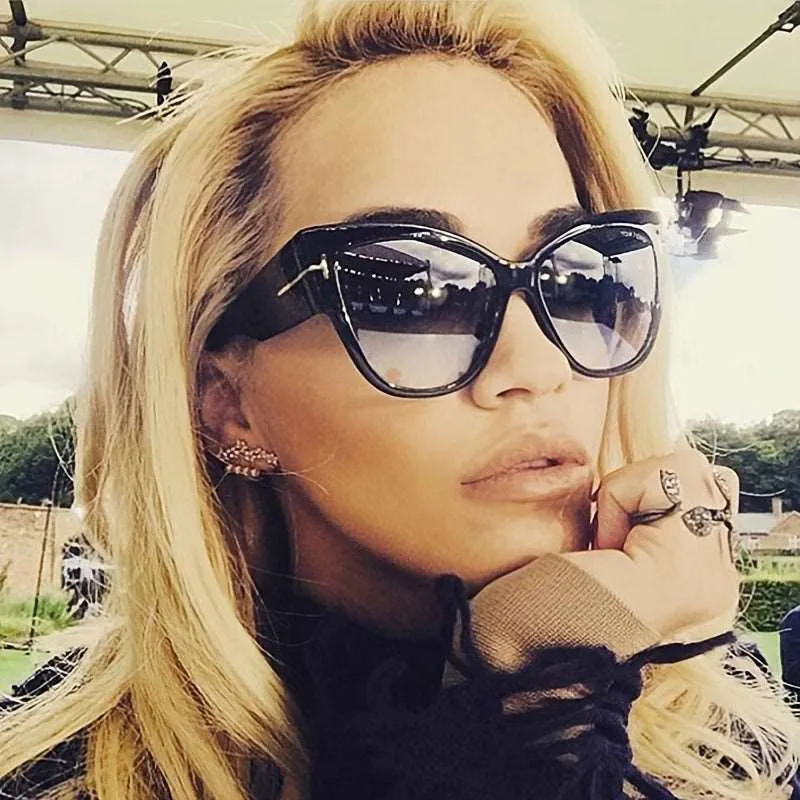 Classic Timeless Design Oversized Cat Eye Sunglasses
