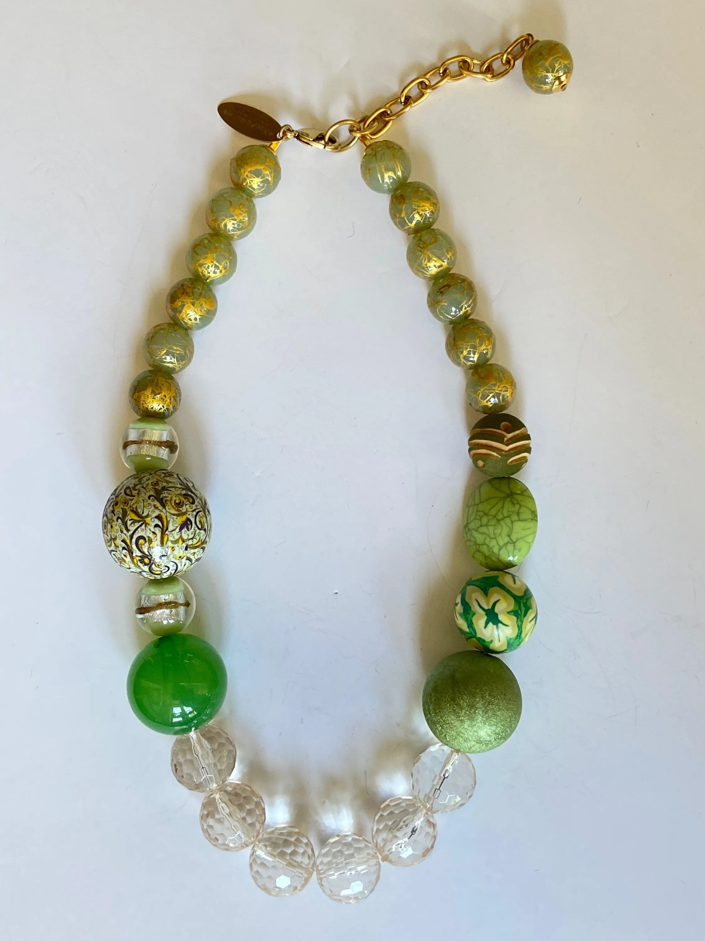 Queen Mum Ivy Choker Necklace