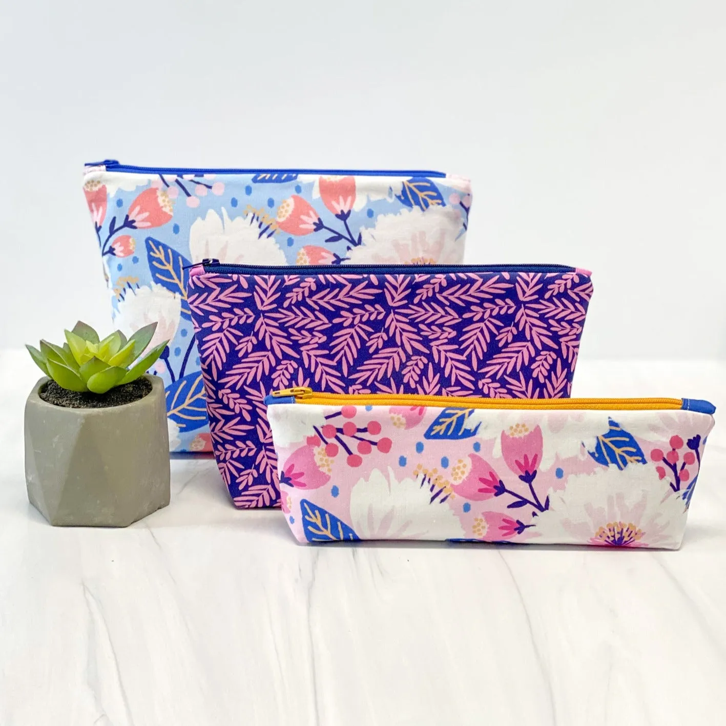 Zipper Pouches, 3 Sizes - Beginner Sewing Pattern & Video Tutorial